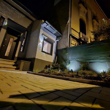 Littlehouse- Entire Property For Maximum 4 People Bucharest Exterior photo