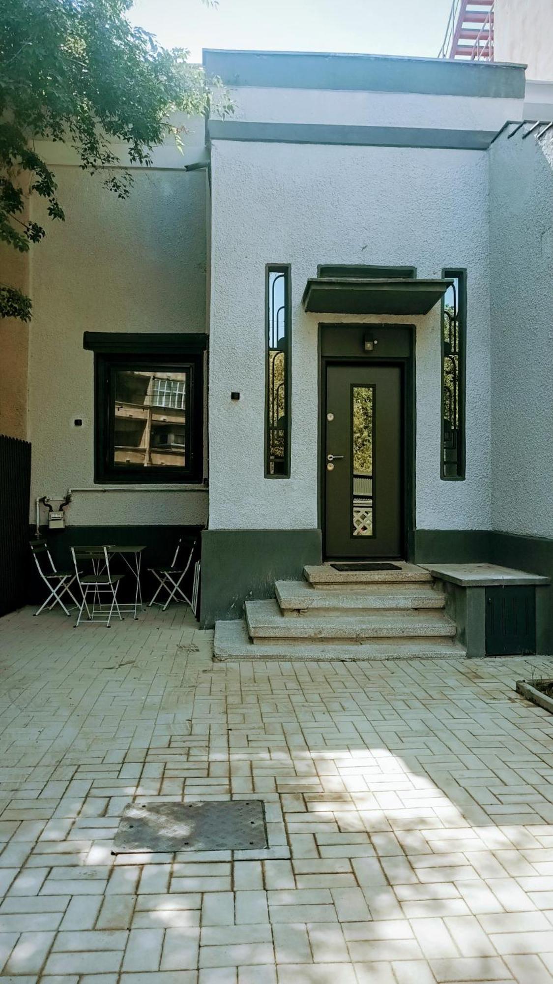 Littlehouse- Entire Property For Maximum 4 People Bucharest Exterior photo